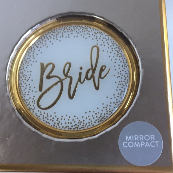 Bride hat and mirror compact - Picture 2 of 3